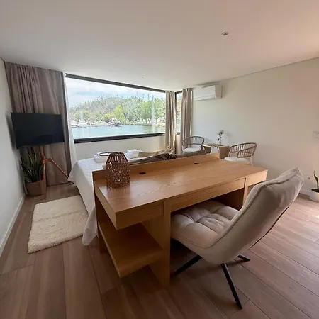 Casa vacanze Marina - Cozy Riverside House